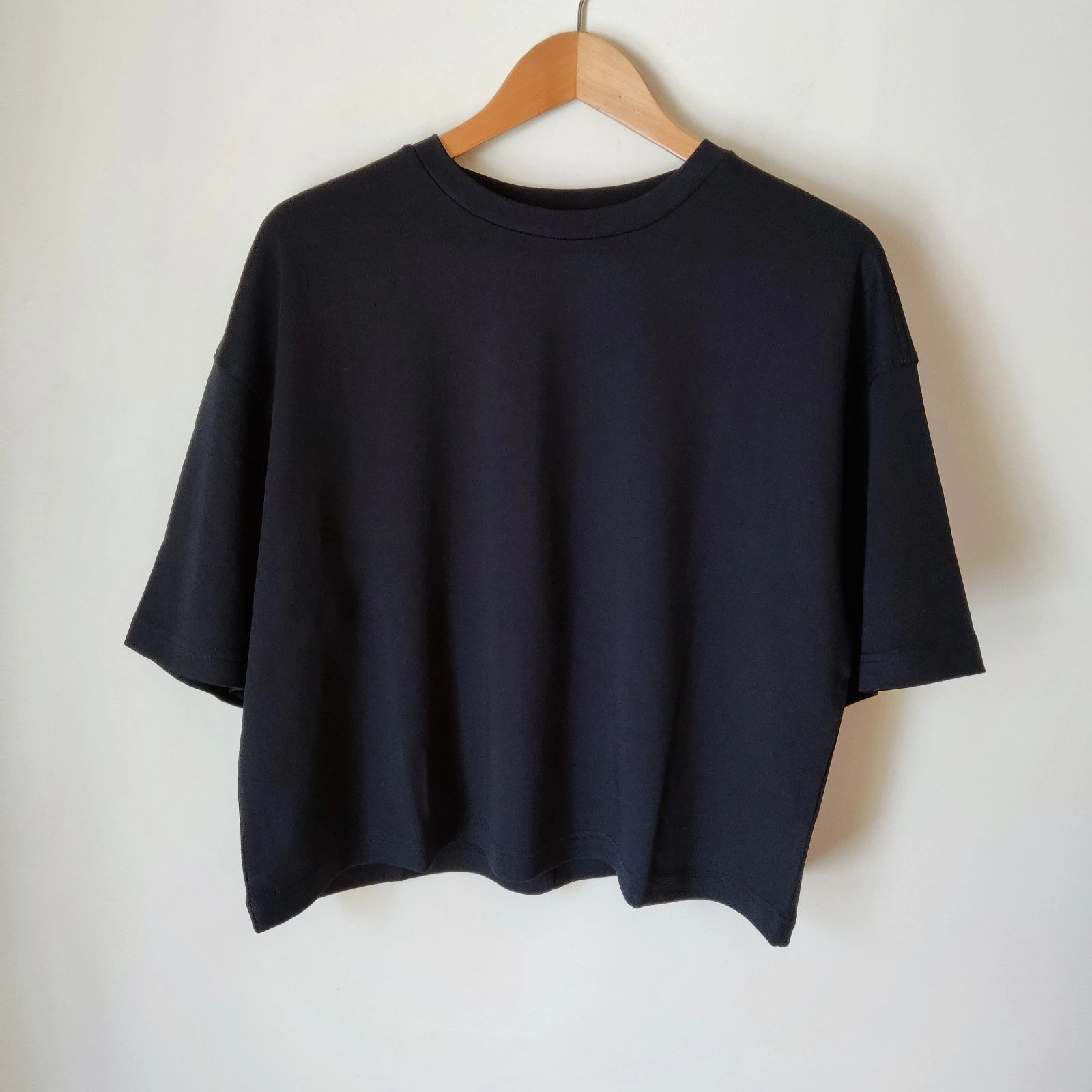 COS T-shirt Boxy preta Size M